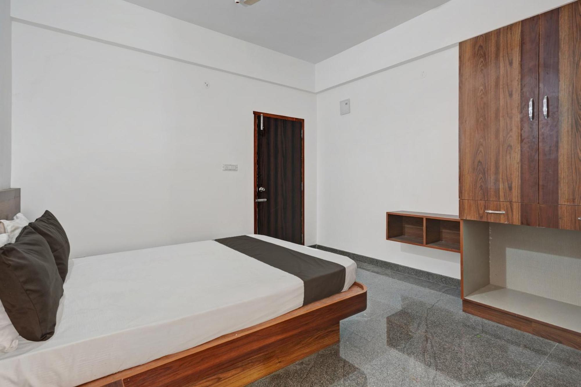 Oyo Hotel Bungalow Inn Lodging & Boarding Bengaluru Zewnętrze zdjęcie